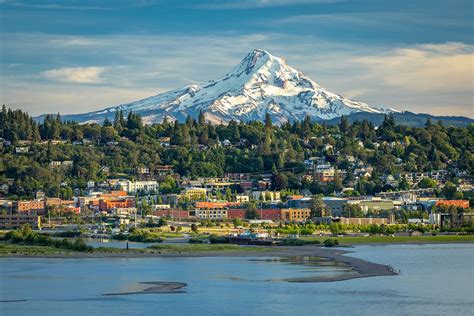 hood river happenings